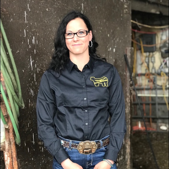 Meet your Posher, Tyra - Picture 1 of 1